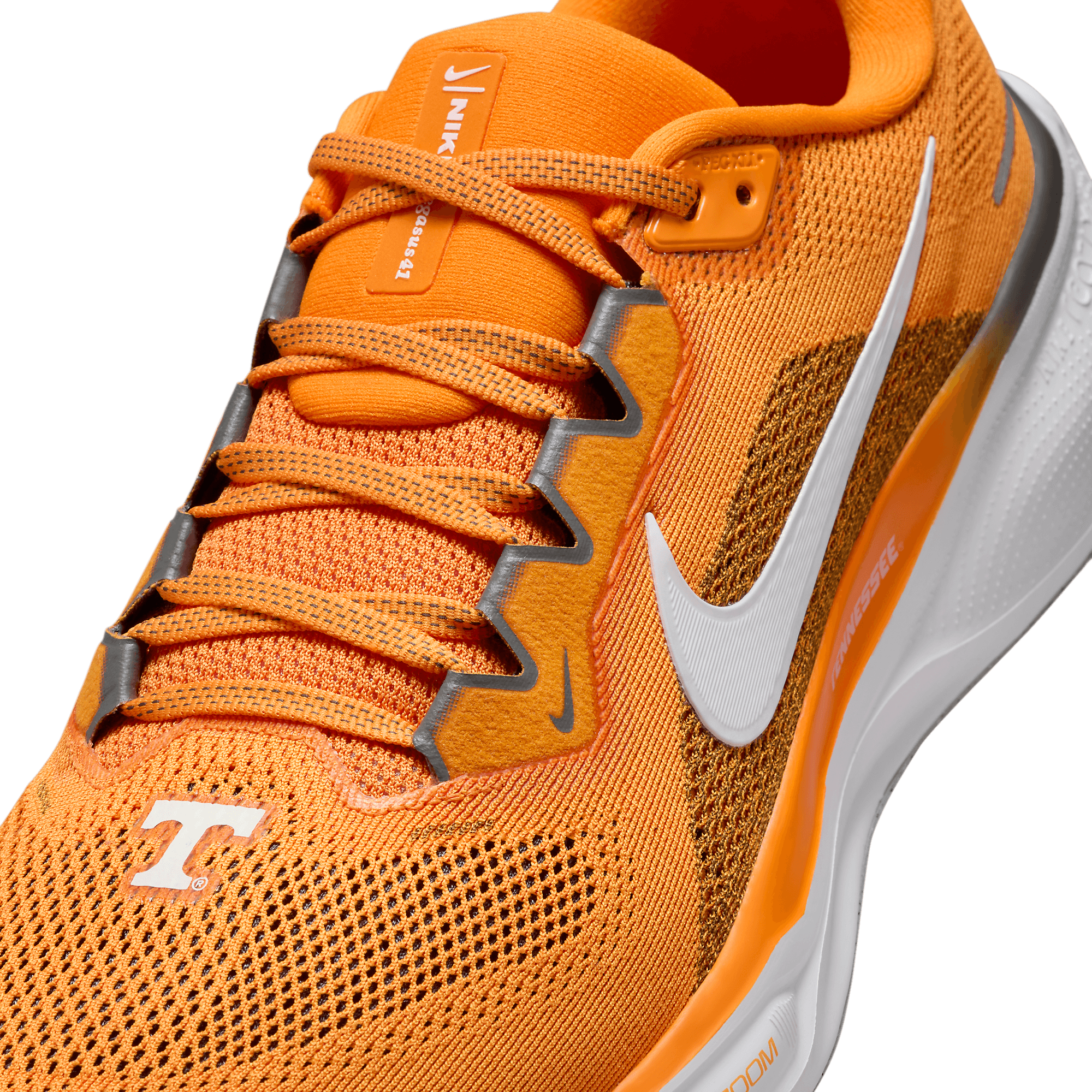 nike tennessee shoes