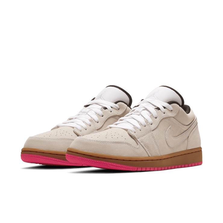 Jordan 1 Low White Gum Hyper Pink Angle 2