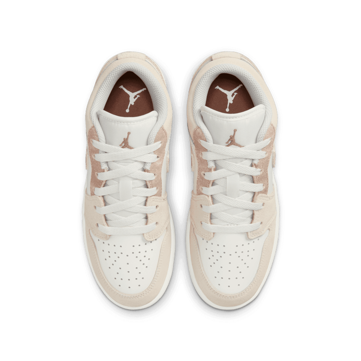 Air Jordan 1 Low SE 'Sail Archaeo Brown' (GS) Angle 1