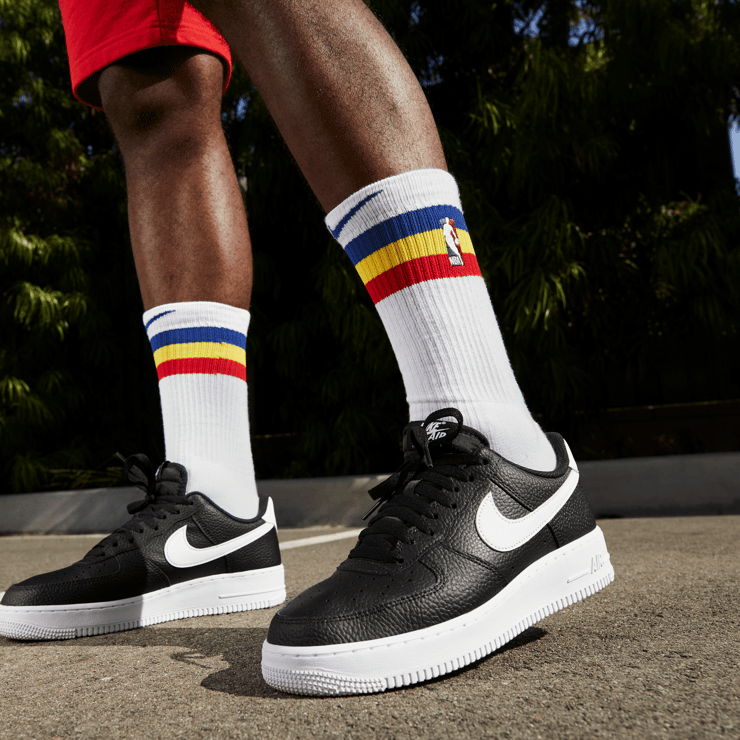 Nike Air Force 1 Low '07 Black White Pebbled Leather Angle 0
