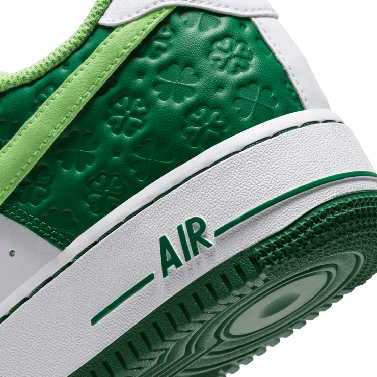 Nike Air Force 1 Low Shamrock St Patrick's Day (2021) Angle 5