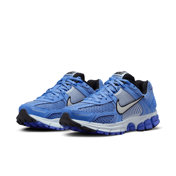 Nike Zoom Vomero 5 Royal Pulse (W) Angle 2