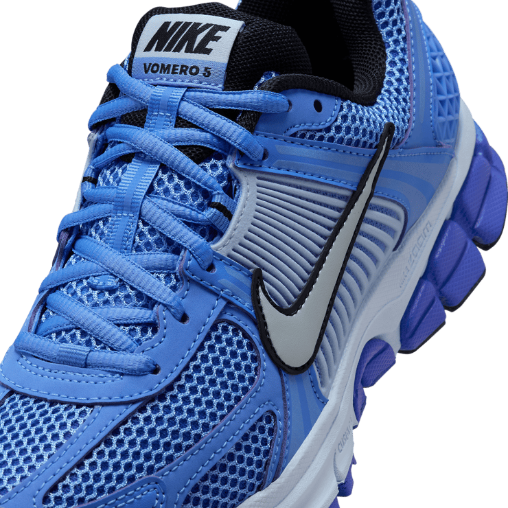Nike Zoom Vomero 5 Royal Pulse (W) Angle 4