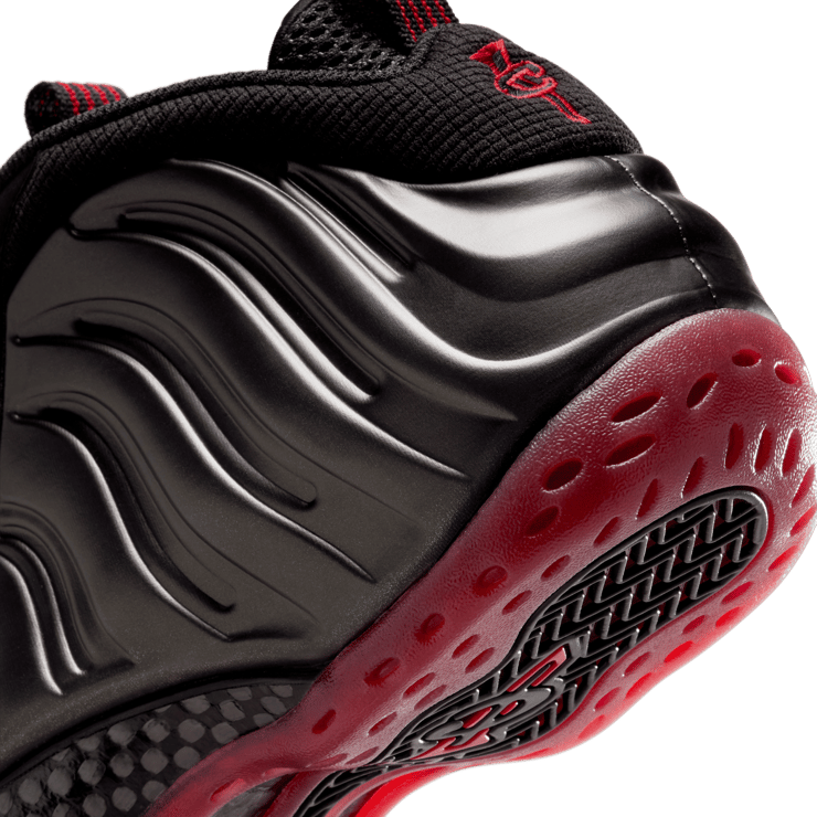 Nike Air Foamposite One Cough Drop Angle 6