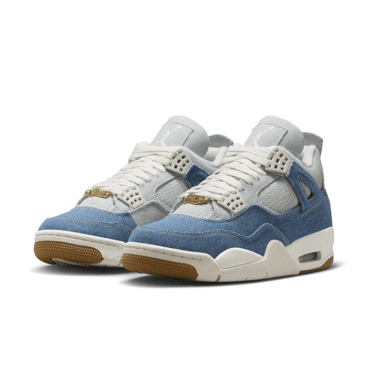 Air Jordan 4 Retro TEX Denim Worn Blue (W) Angle 3