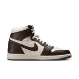 Air Jordan 1 Retro High OG Baroque Brown Light Madder Root (W) Angle 5