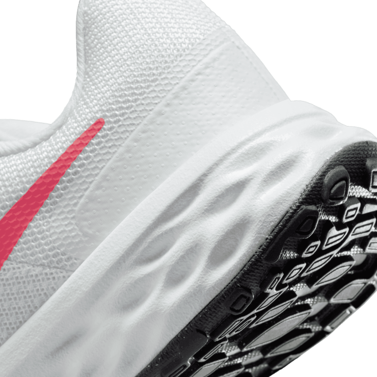 Nike Revolution 6 Road (GS) Angle 5