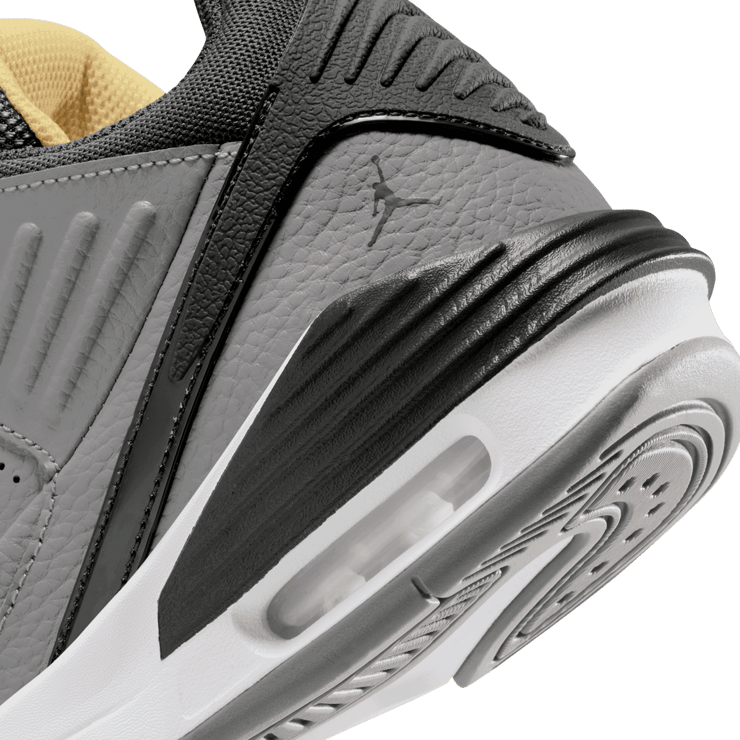 Jordan Max Aura 5 (GS) Angle 5