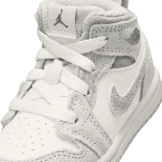 Jordan 1 Mid SE (TD) Angle 4
