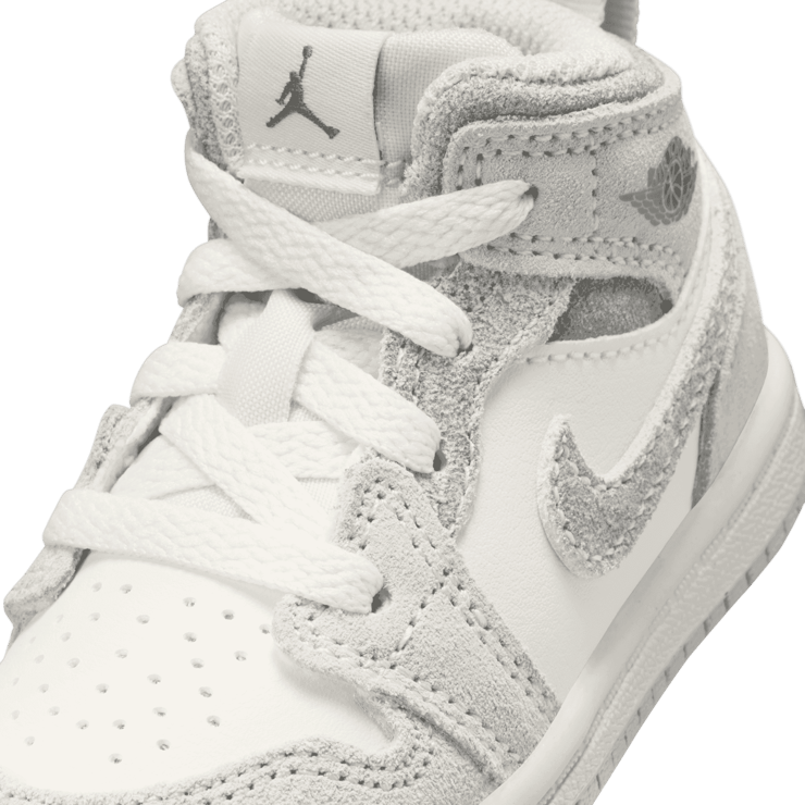 Jordan 1 Mid SE (TD) Angle 4