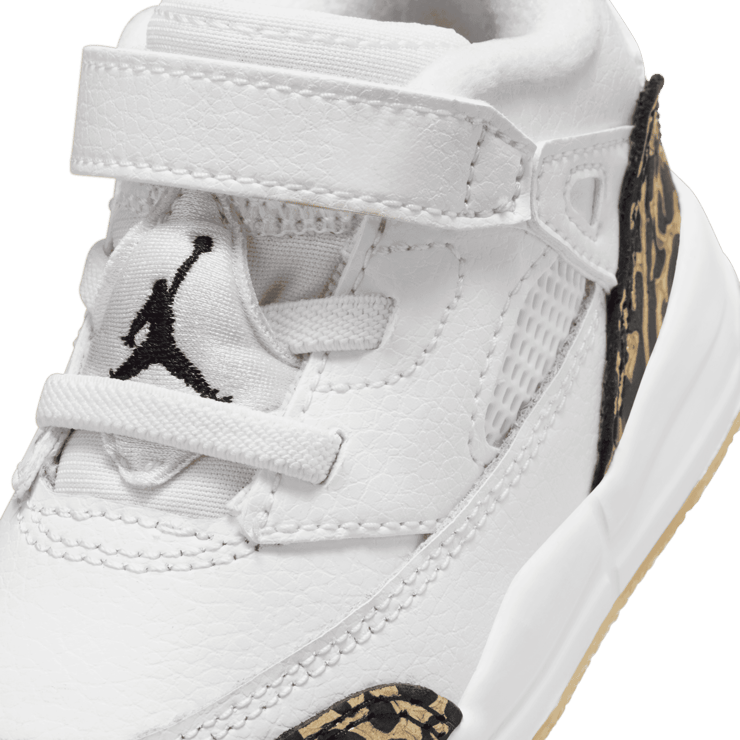 Jordan Spizike Low  'White Black Metallic Gold' (TD) Angle 4