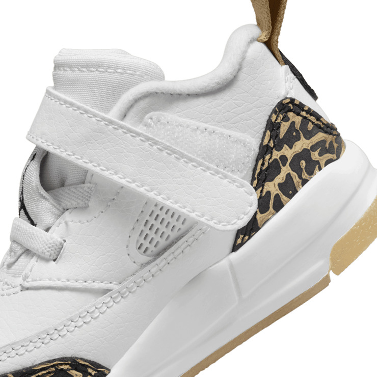 Jordan Spizike Low  'White Black Metallic Gold' (TD) Angle 5