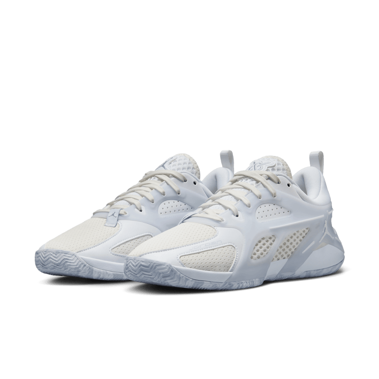 Jordan Heir Shuyu Yang (W) Angle 2