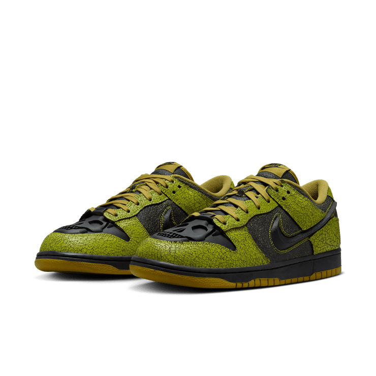 Nike Dunk Low Halloween Skull Angle 3