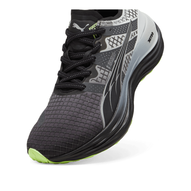 PUMA ForeverRun NITROâ¢ Water-Repellent in Black/Glacial Grey/Fizzy Apple Angle 2
