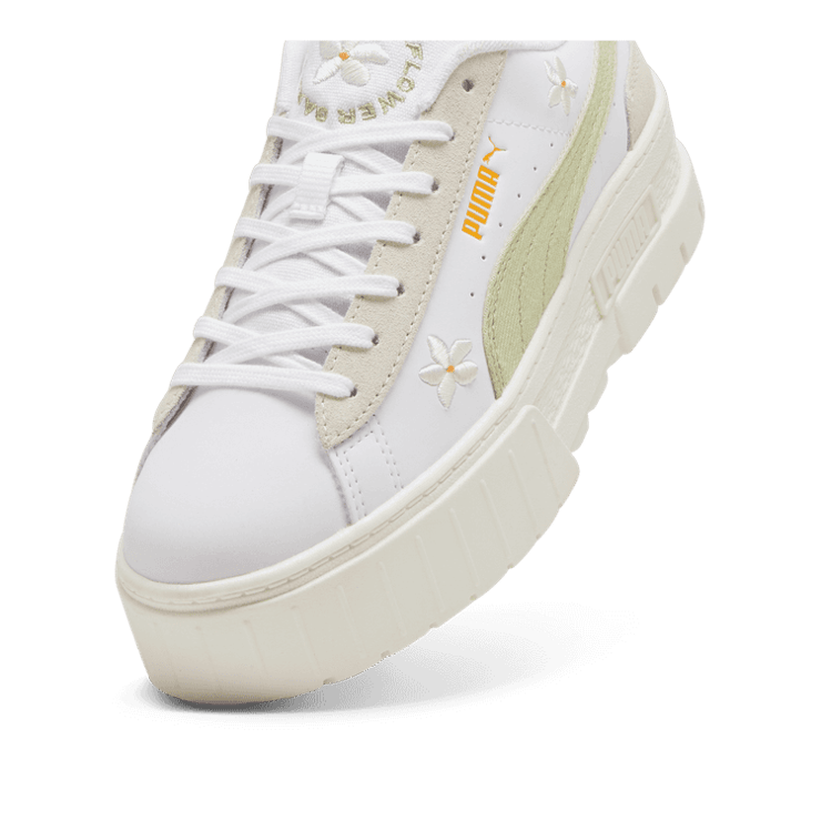 PUMA Mayze Embroidery Sneakers Women in White/Pistachio Green Angle 2