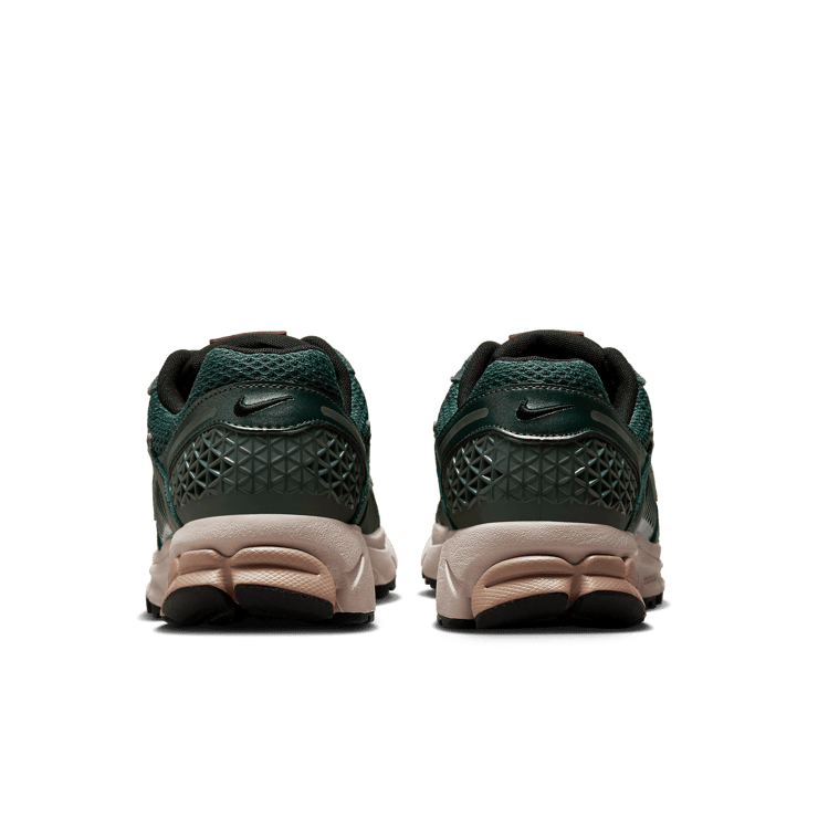 Nike Zoom Vomero 5 Vintage Green (W) Angle 3