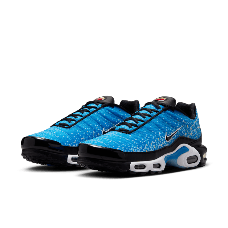 Nike Air Max Plus Napoli Angle 2