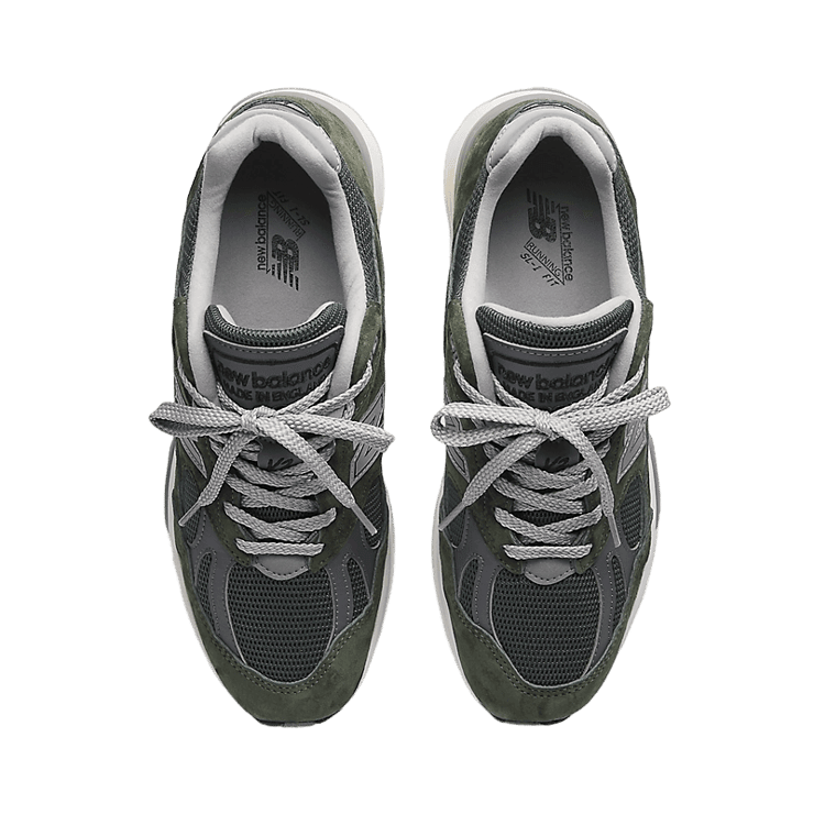 New Balance 991v2 Kombu Green Angle 1