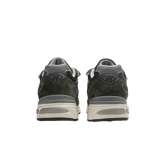 New Balance 991v2 Kombu Green Angle 4