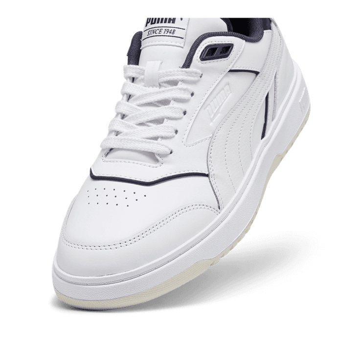 PUMA Doublecourt Sneakers in Dark Blue Angle 2