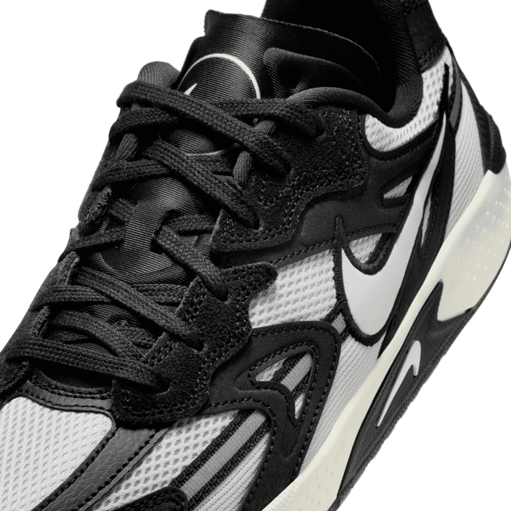 Nike Jam Black White (W) Angle 4