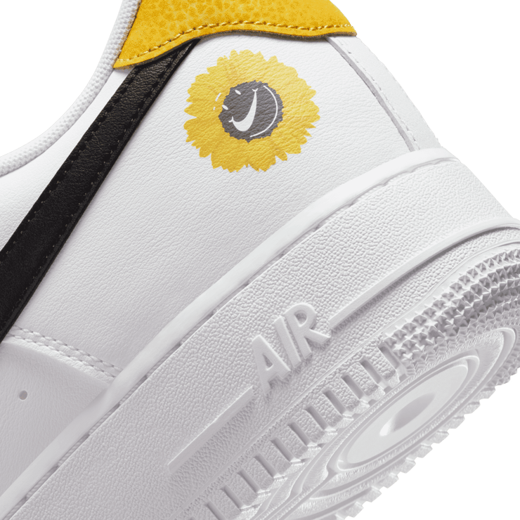 Nike Air Force 1 Low Have a Nike Day White Gold Angle 5