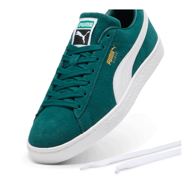 PUMA Suede Classic Sneakers in Dark Myrtle/White Angle 2
