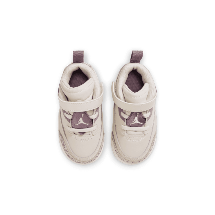 Jordan Spizike Low (TD) Angle 1