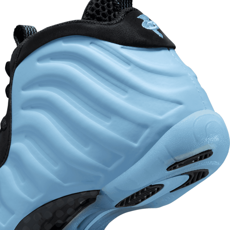 Nike Air Foamposite One Psychic Blue (PS) Angle 4