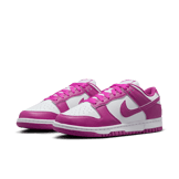 国内配送 NIKE W DUNK LOW NEXT NATURE WHITE/HOT FUCHSIA WOMENS NIKE DUNK LOW NEXT NATURE (WHITE/HOT FUCHSIA)