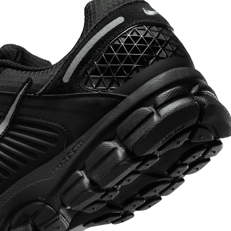 Nike Zoom Vomero 5 Black Sequoia Angle 5