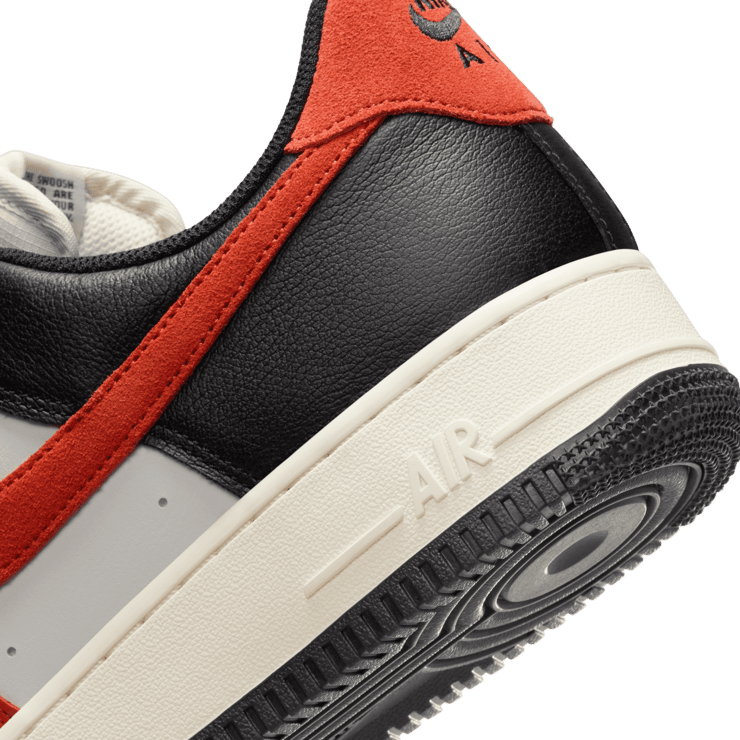 Nike Air Force 1 Low Scairy Season Angle 5