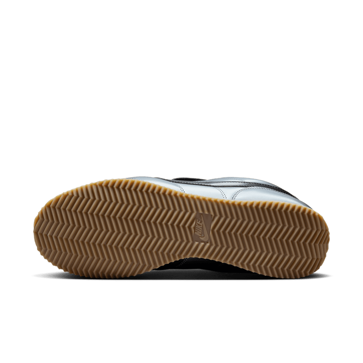 Nike Cortez SE Metallic Cool Grey Black Angle 0