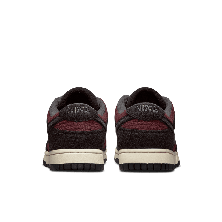 Nike Dunk Low SE Fleece Burgundy Crush Black (W) Angle 3