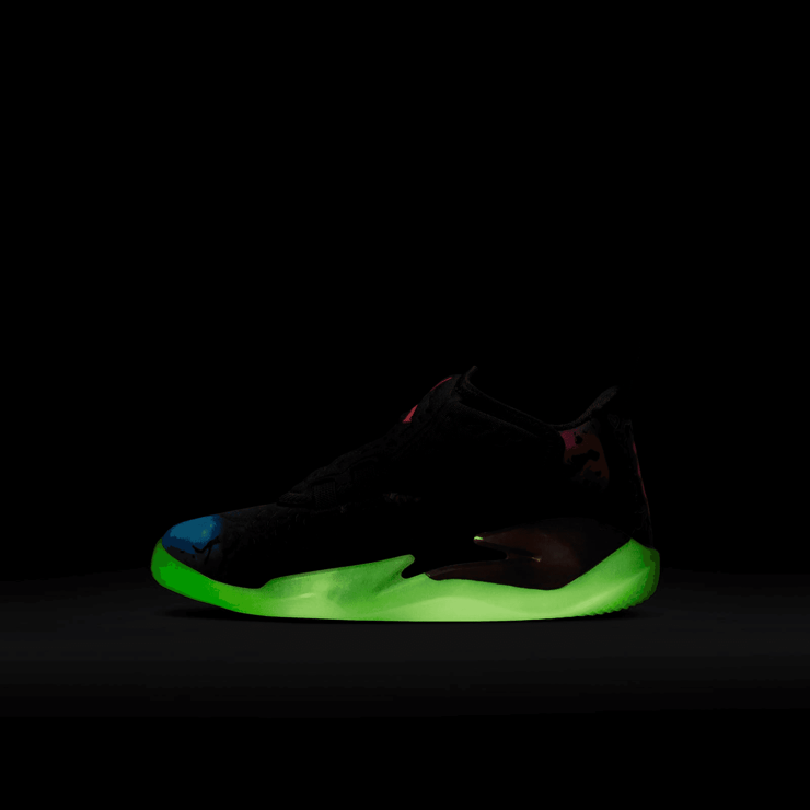 Nike Zion 3 (PS) Angle 7