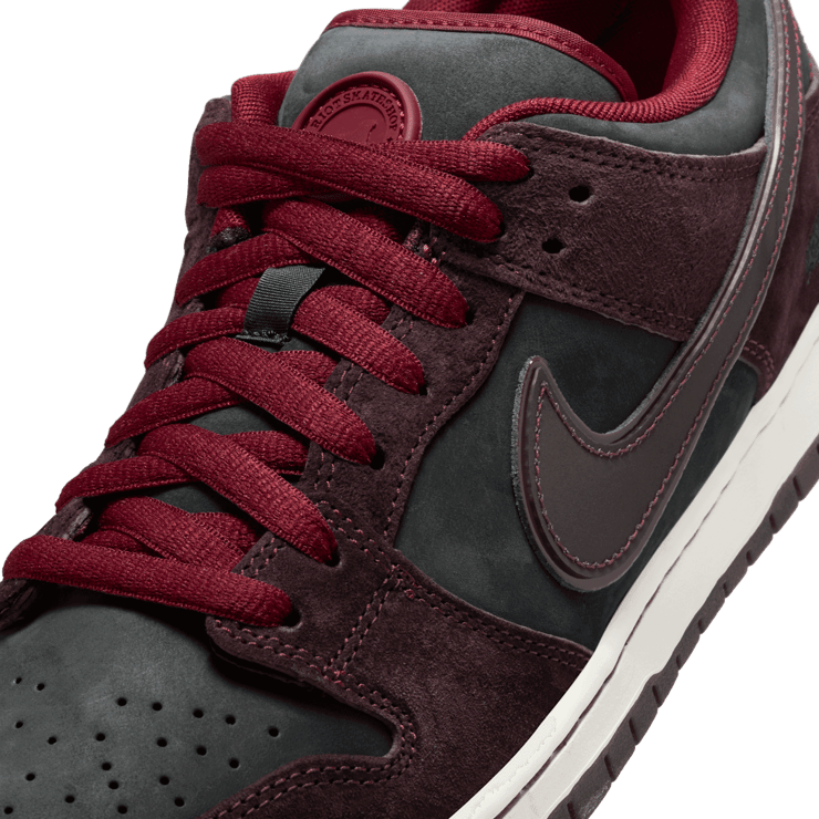 Nike SB Dunk Low Riot Skateshop Angle 4