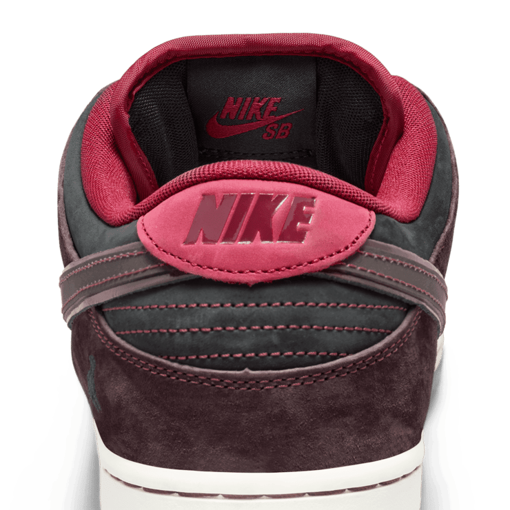 Nike SB Dunk Low Riot Skateshop Angle 11