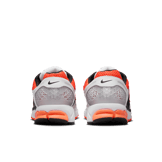 Nike Zoom Vomero 5 Total Orange Angle 3