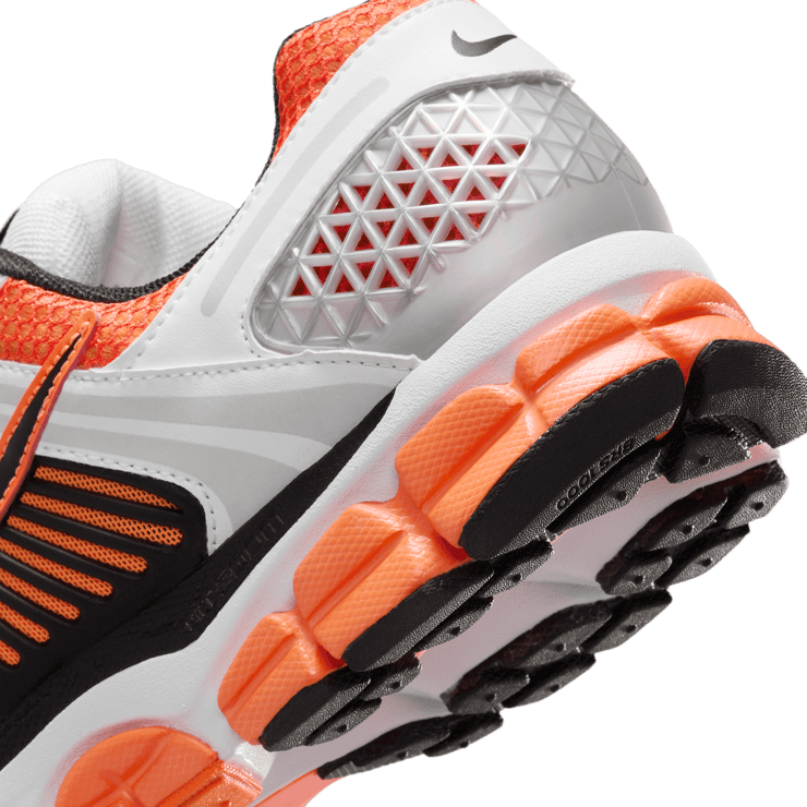 Nike Zoom Vomero 5 Total Orange Angle 5