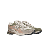 New Balance 1906U Linen Dark Olivine Angle 2