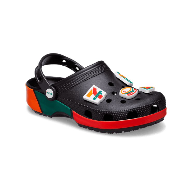 Crocs Classic Clog 7-Eleven Black Angle 3