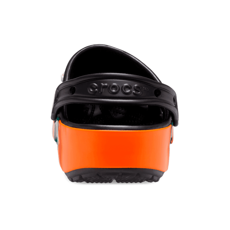 Crocs Classic Clog 7-Eleven Black Angle 4