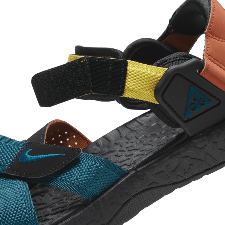 Nike ACG Air Deschutz 'Dark Teal' Angle 0