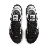 Nike Vaporwaffle sacai Black White Angle 1