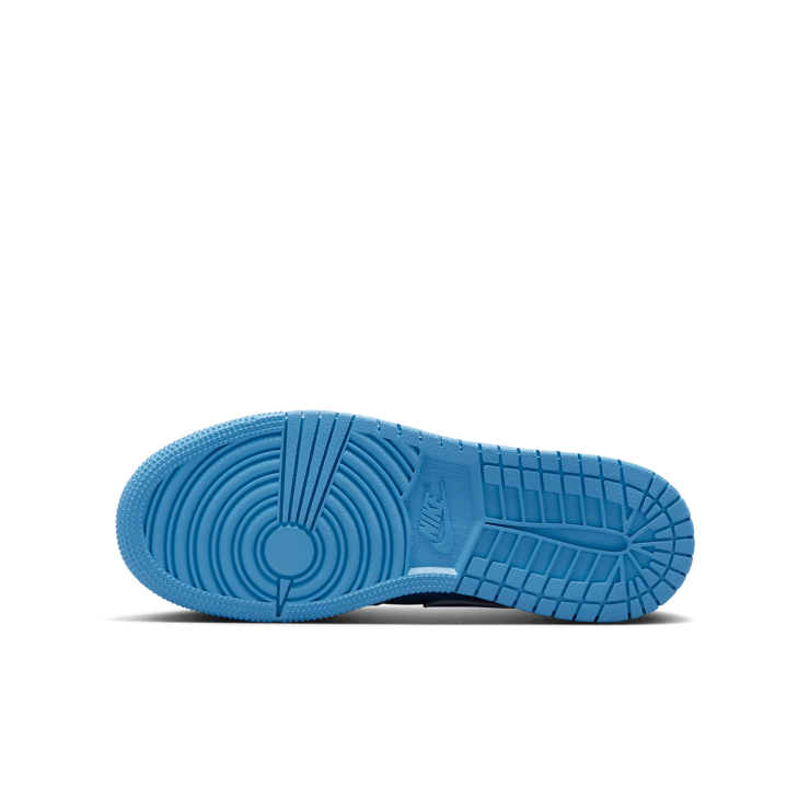 Air Jordan 1 Mid Legend Blue (GS) Angle 0