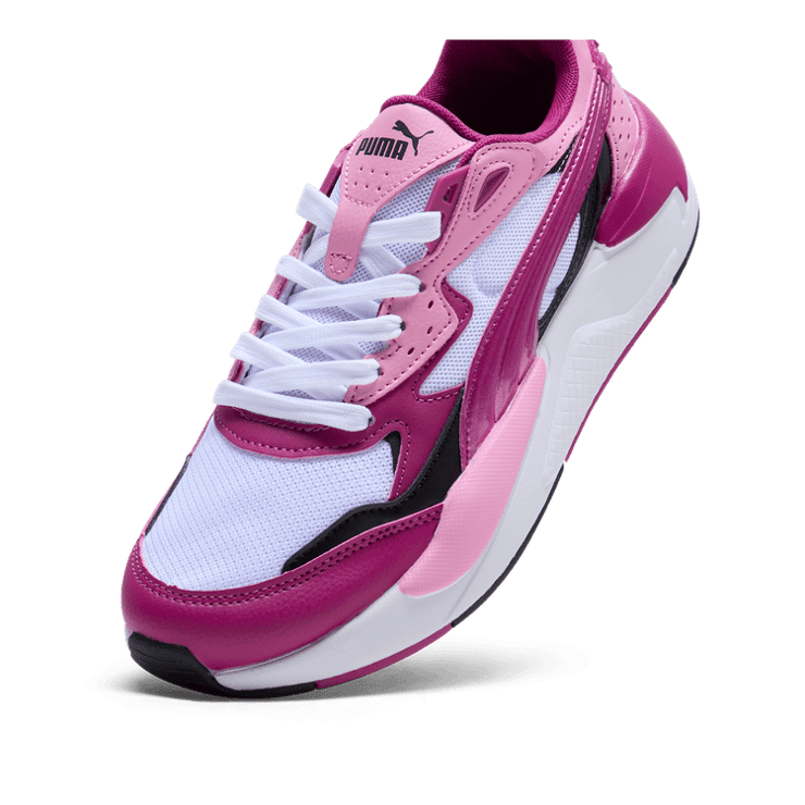 PUMA X-Ray Speed Metallic FS Sneakers in White/Magenta Gleam/Black Angle 2
