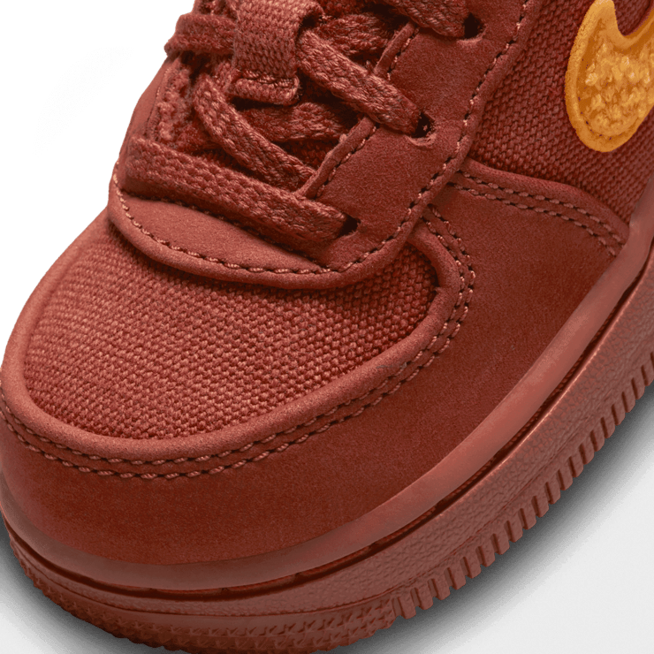 Nike Force 1 Low 'La Familia' (TD) Angle 4