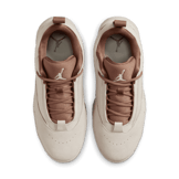 Jordan Max Aura 6 Angle 1
