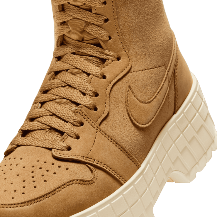 Air Jordan 1 Brooklyn Boots Angle 4